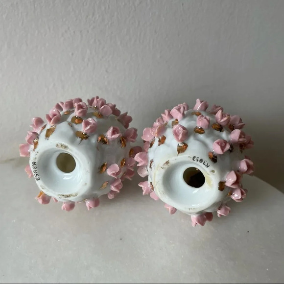 Rare Lefton‎ antique salt  + pepper shaker set with rosettes - Picture 3 of 3